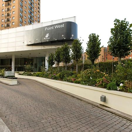 Point West Apartments 런던 외부 사진